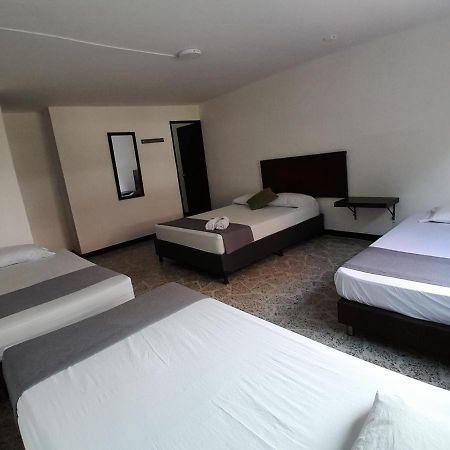 Hotel Palermo Real Medellin Bagian luar foto