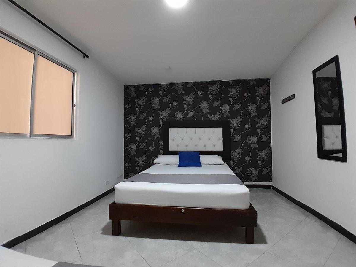 Hotel Palermo Real Medellin Bagian luar foto